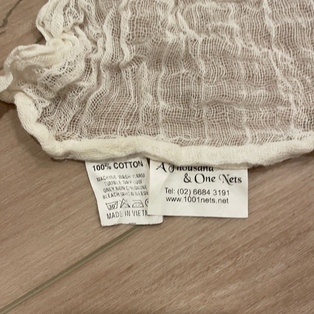 Queen bed net